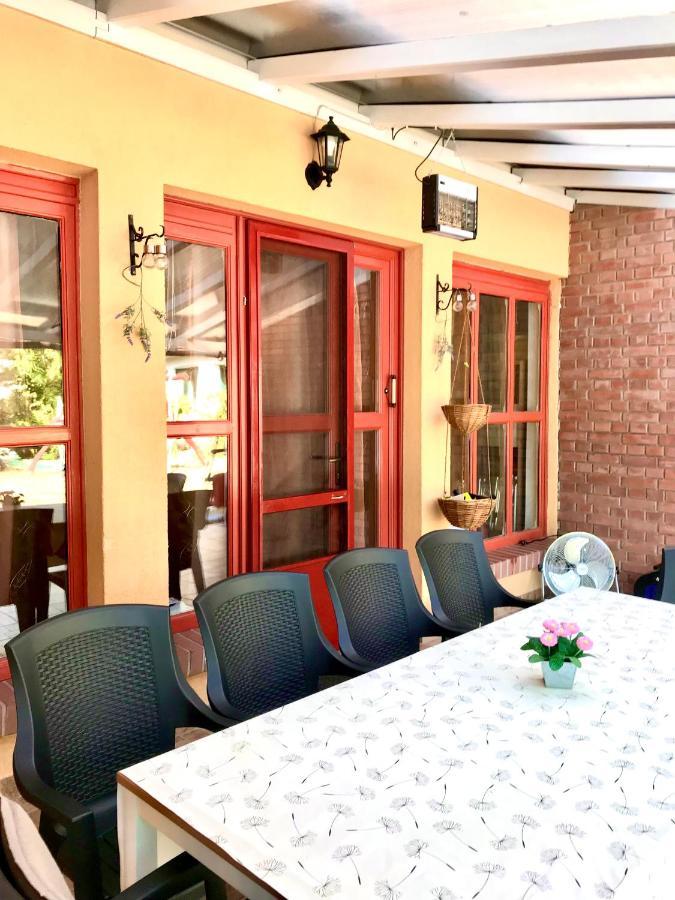 Viharsarki Apartman Jula Exterior foto