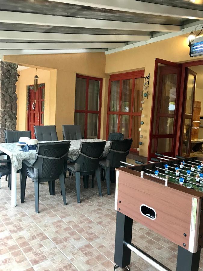 Viharsarki Apartman Jula Exterior foto